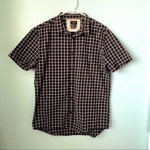 Quiksilver short sleeve shirt black and white XL